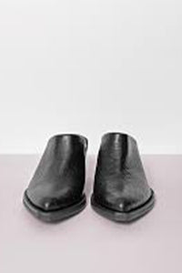 SO CHIC "ZOYA" MULES (5002-01-BLACK)